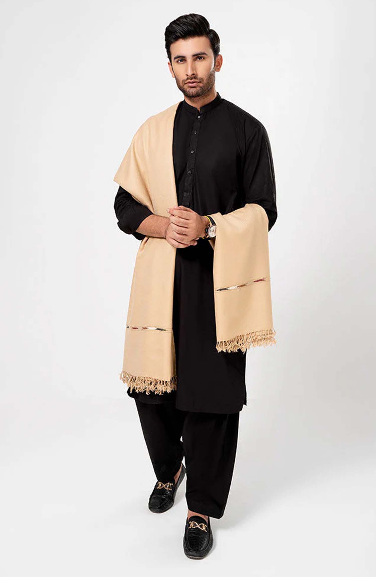 Andaz Shawl Light skin colour